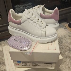 Alexander McQueen Kids White and Lavender Sneakers